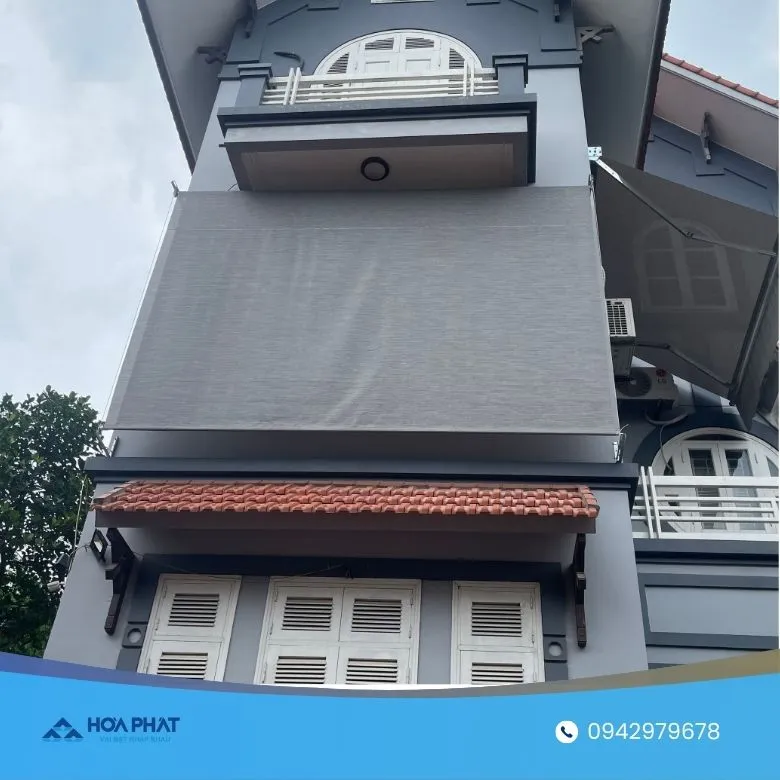 bạt che nắng mưa tự cuốn